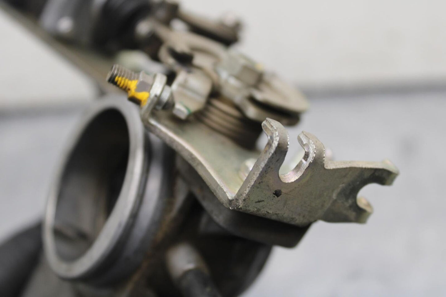 08-11 TRIUMPH SPEED TRIPLE MAIN FUEL INJECTORS / THROTTLE BODIES BB102