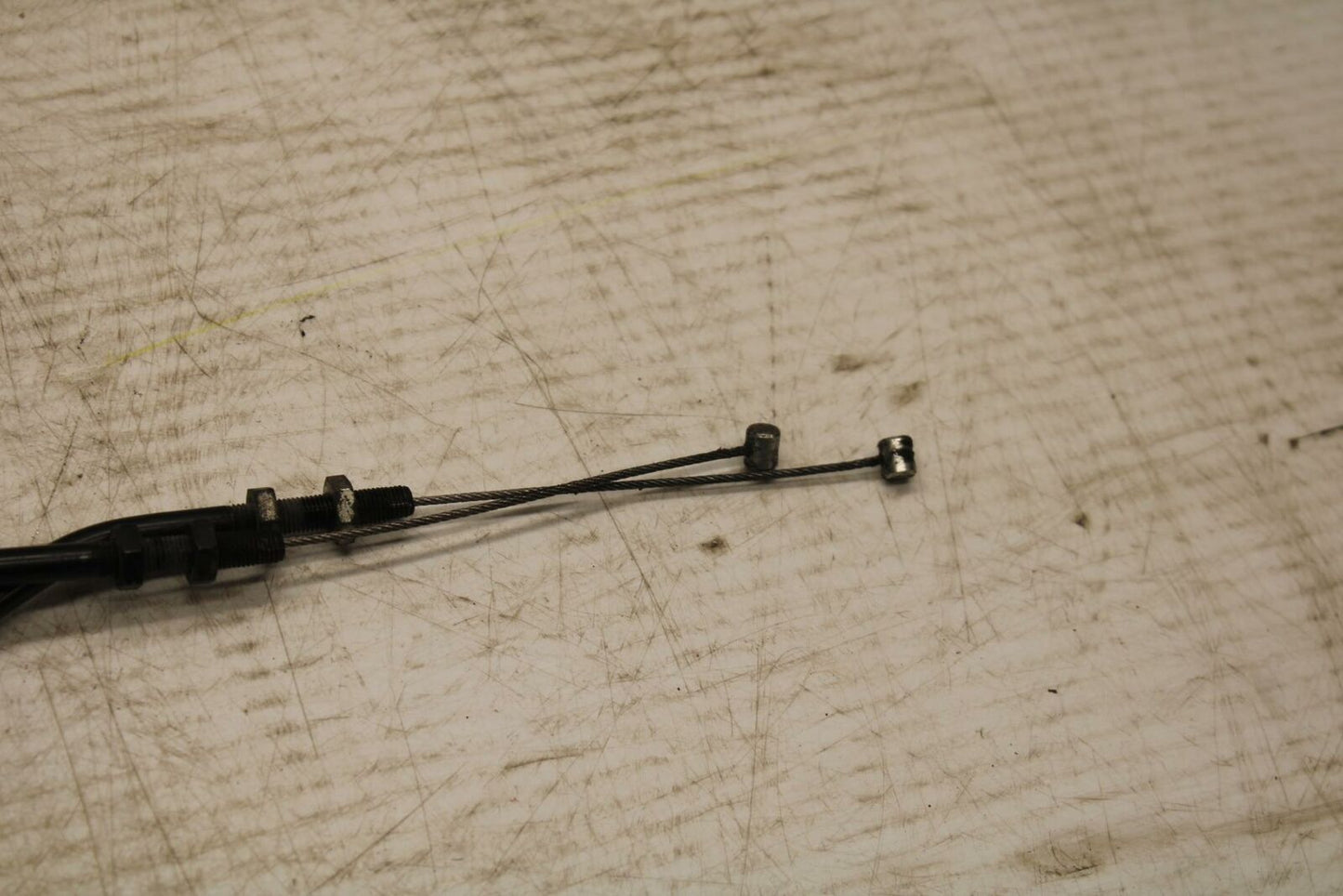08-11 TRIUMPH SPEED TRIPLE THROTTLE CABLES LINES BB366