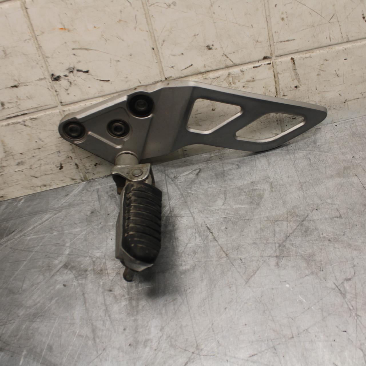 2016 Suzuki Bandit GSF1250SA ABS LEFT REARSET REAR SET DRIVER FOOT BB509 #B
