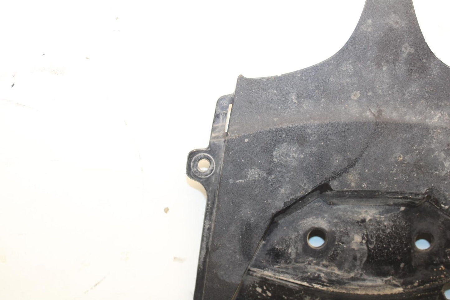 2011 Suzuki GSXR600 REAR BACK TAIL UNDERTAIL FAIRING COWL FENDER BB605