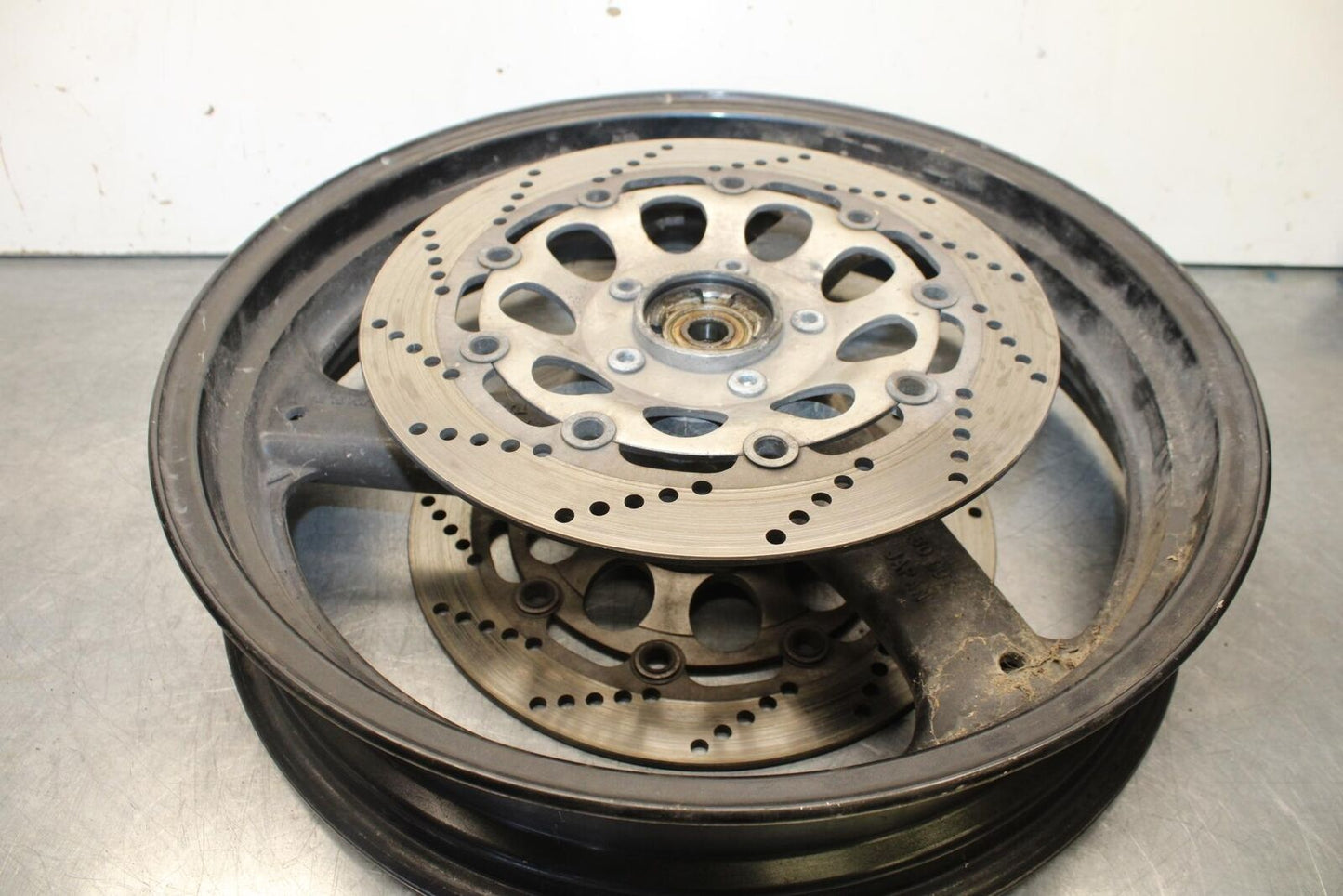 1995 Suzuki RF600R FRONT WHEEL AND LEFT RIGHT BRAKE ROTORS DISCS BB615