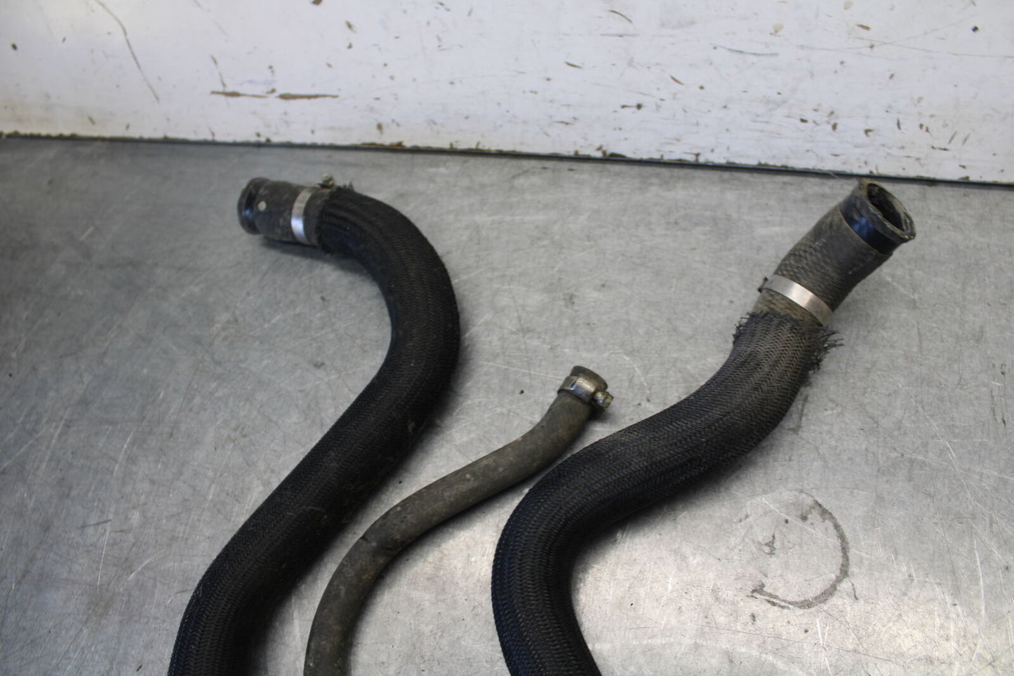 04 SUZUKI GSXR600 RADIATOR HOSES ENGINE COOLANT WATER PIPES HOSE SET BB676