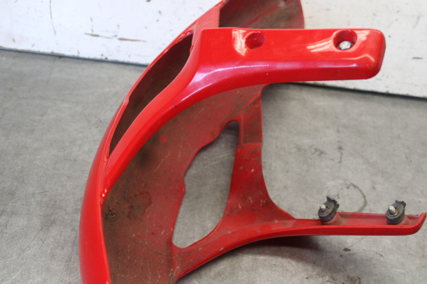 06-07 DUCATI MONSTER 695 FRONT WHEEL FENDER COWL FAIRING BB674