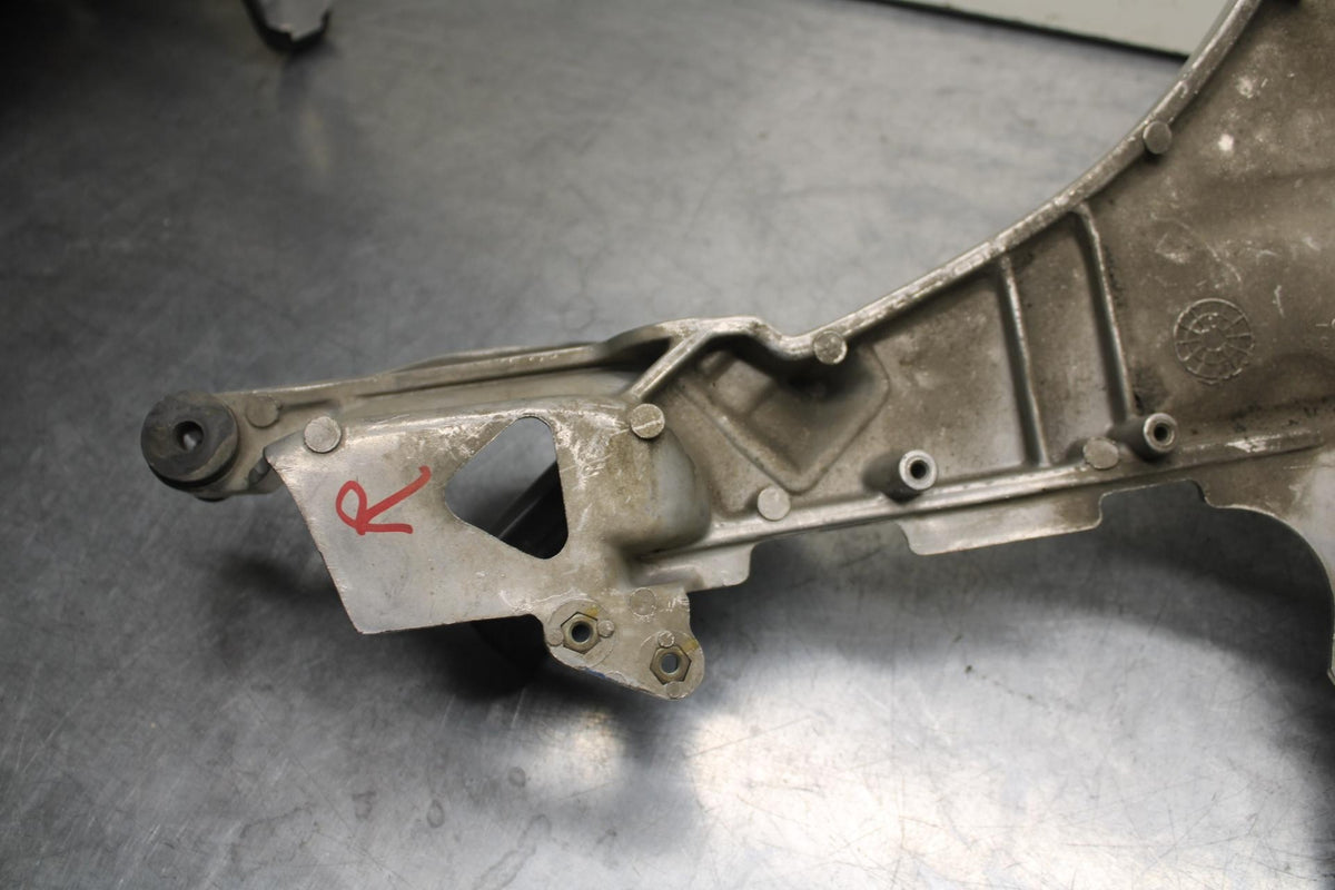 2001 Honda ST1100 LEFT RIGHT PASSENGER FOOTPEGS AND MOUNTS, SET, PAIR BB89