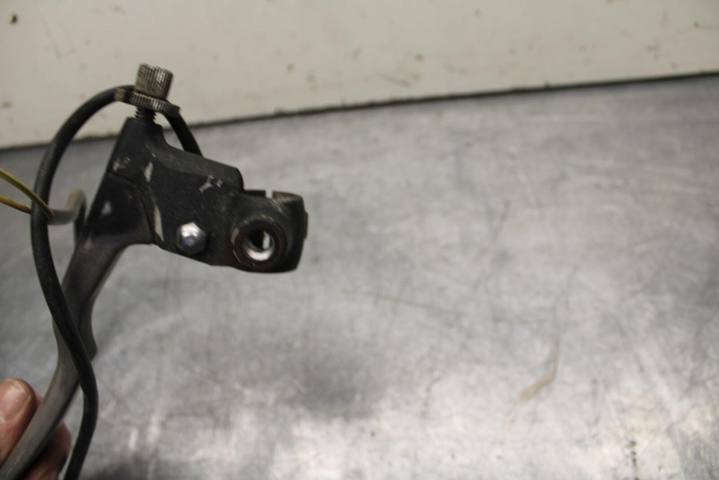 80-81 SUZUKI GS1000 G CLUTCH PERCH MOUNT WITH LEVER BB91