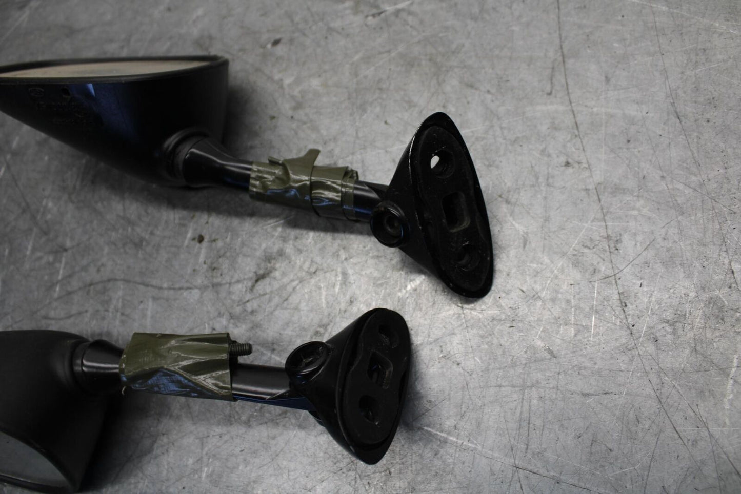 2004 Suzuki GSXR600 MIRRORS BB528