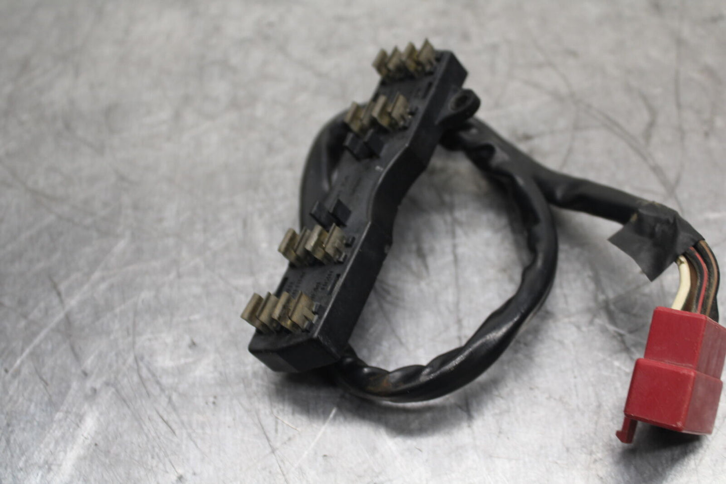 84 HONDA INTERCEPTOR 750 VF750F FUSE BOX BB108