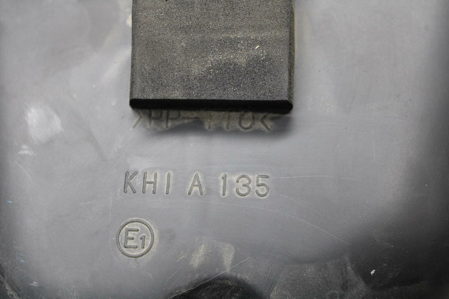 07-09 KAWASAKI VERSYS 650 AIRBOX AIR INTAKE FILTER BOX BB206