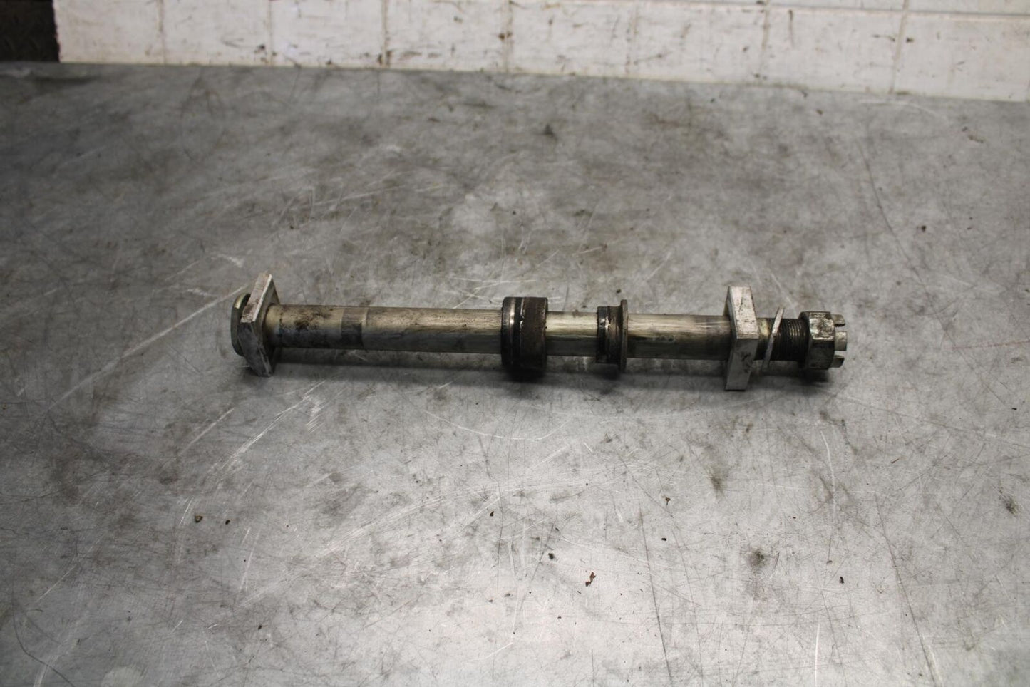 09-12 KAWASAKI NINJA ZX6R REAR AXLE BACK WHEEL RIM PIVOT BOLT AXEL BB544