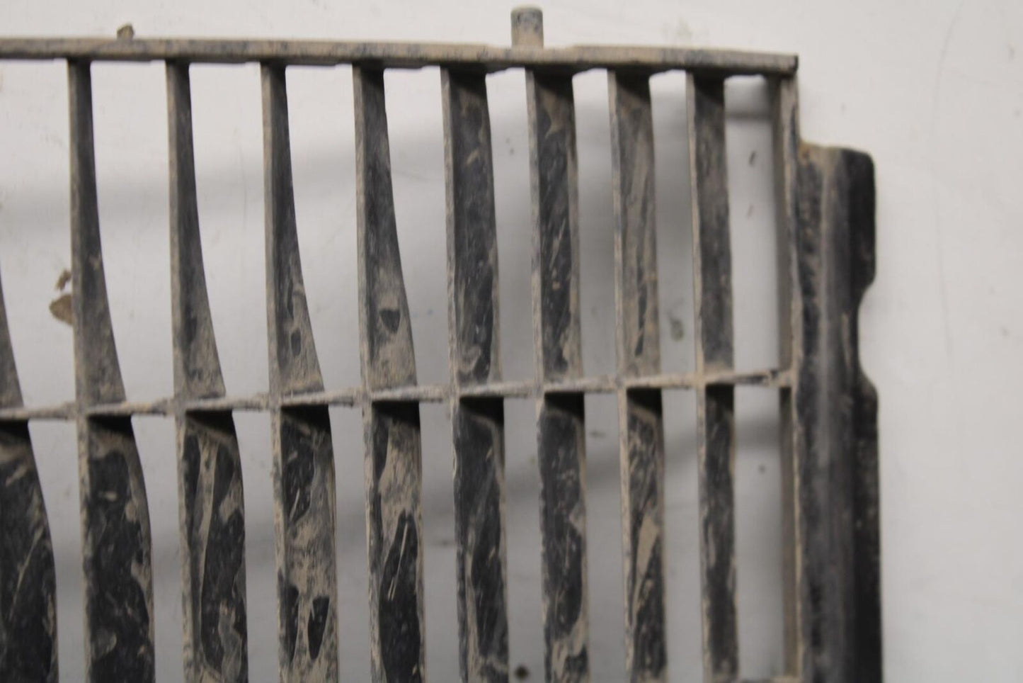 21-23 KTM 890 ADVENTURE RADIATOR GUARD SHIELD LOUVER VENT BB629