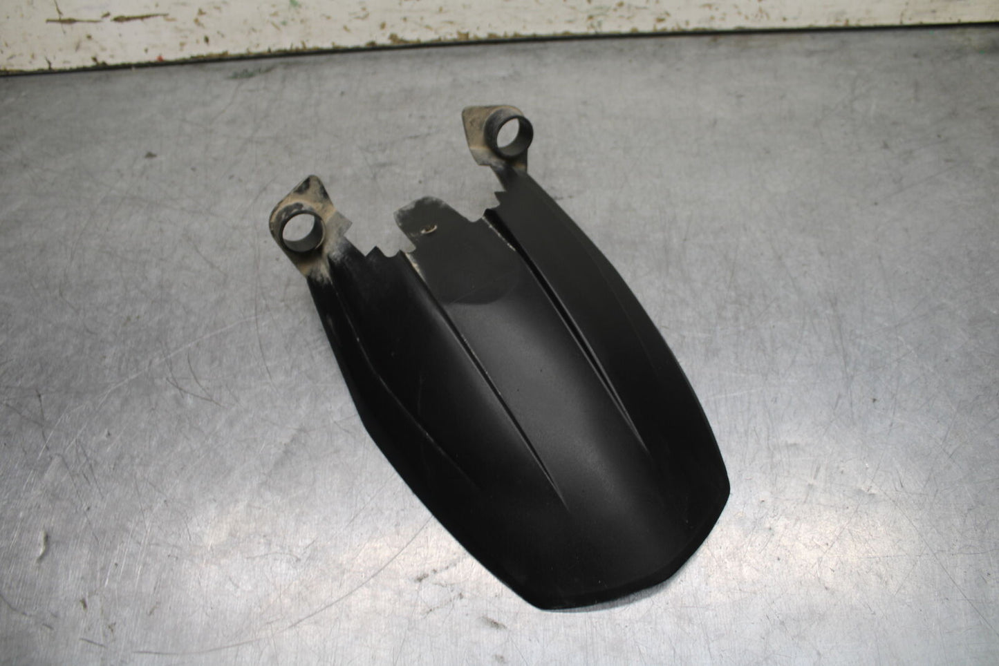 13-16 KTM 390 DUKE REAR BACK WHEEL TIRE HUGGER FENDER BB748
