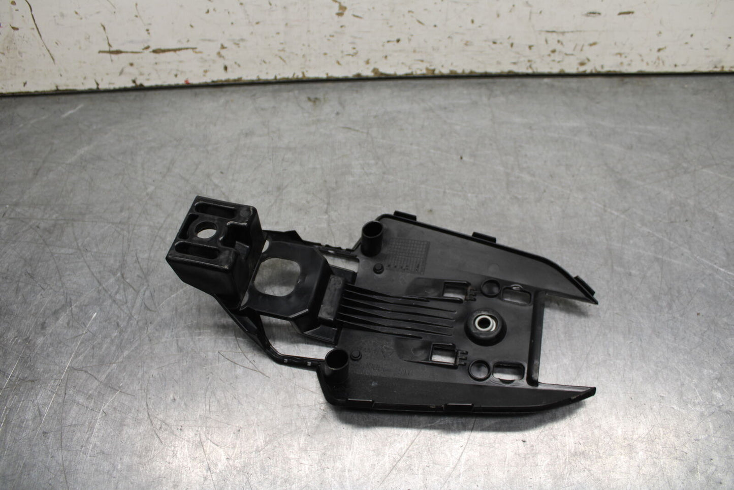 21-24 APRILIA TUONO 660 FACTORY REAR BACK SEAT BASE RECEPTACLE BB733