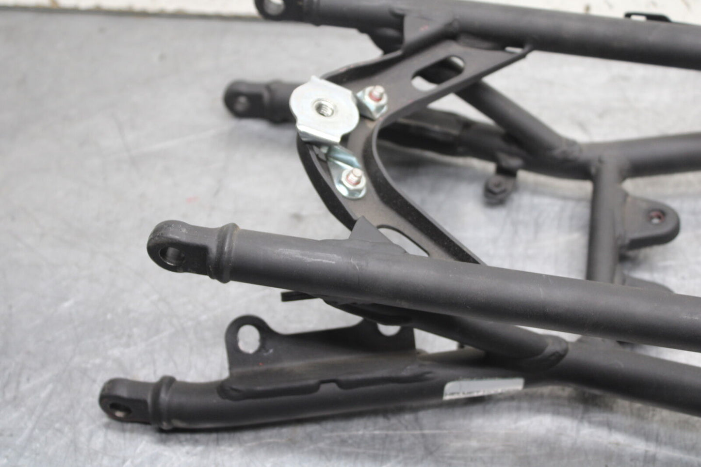 09-11 DUCATI STREETFIGHTER 1098 REAR SUBFRAME BACK SUB FRAME BB705