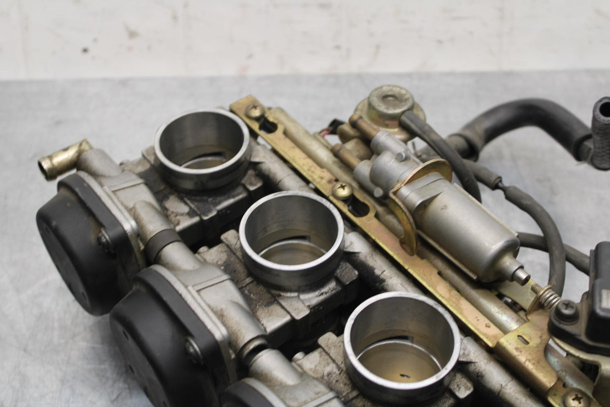 05 YAMAHA YZF R6S MAIN FUEL INJECTORS / THROTTLE BODIES BB600