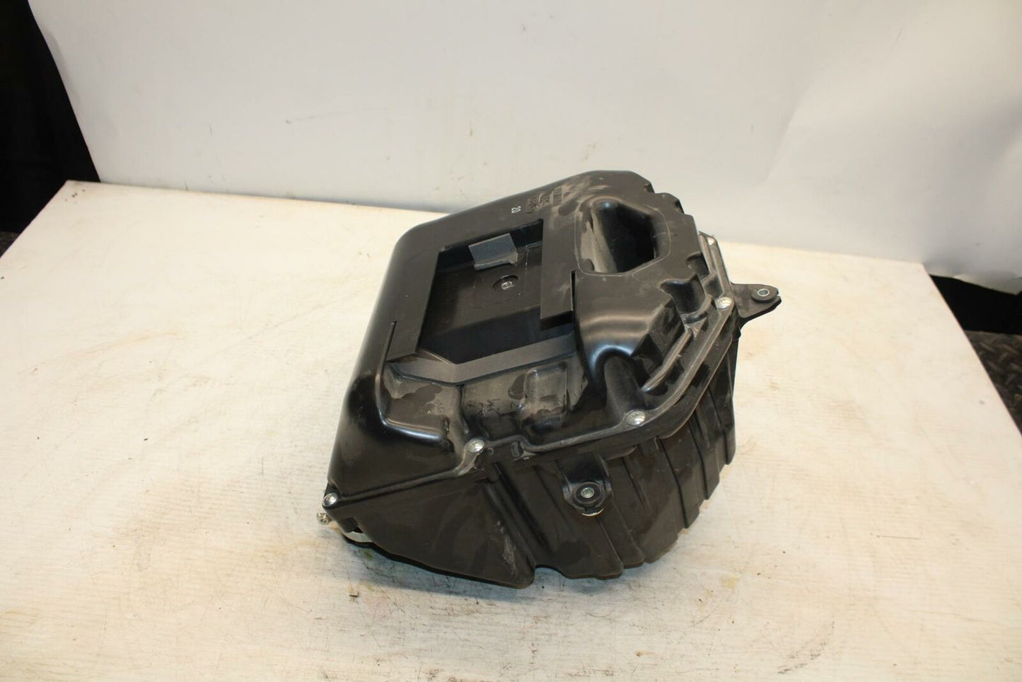 16-21 YAMAHA XSR900 AIRBOX AIR INTAKE FILTER BOX BB362