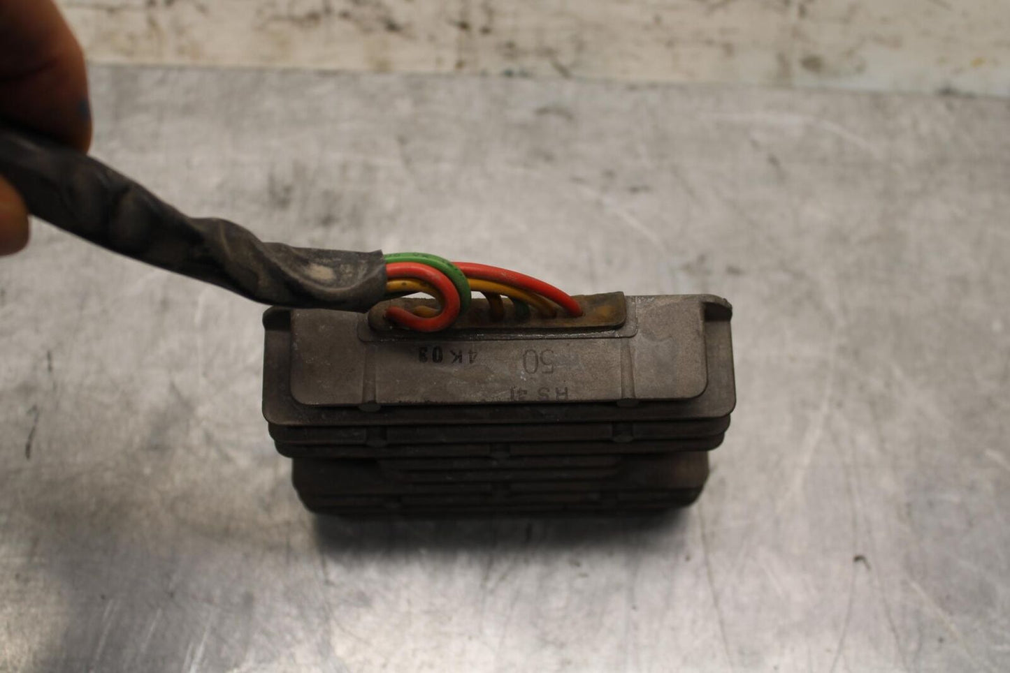 2005 Ducati Monster S2R RECTIFIER VOLTAGE REGULATOR BB557