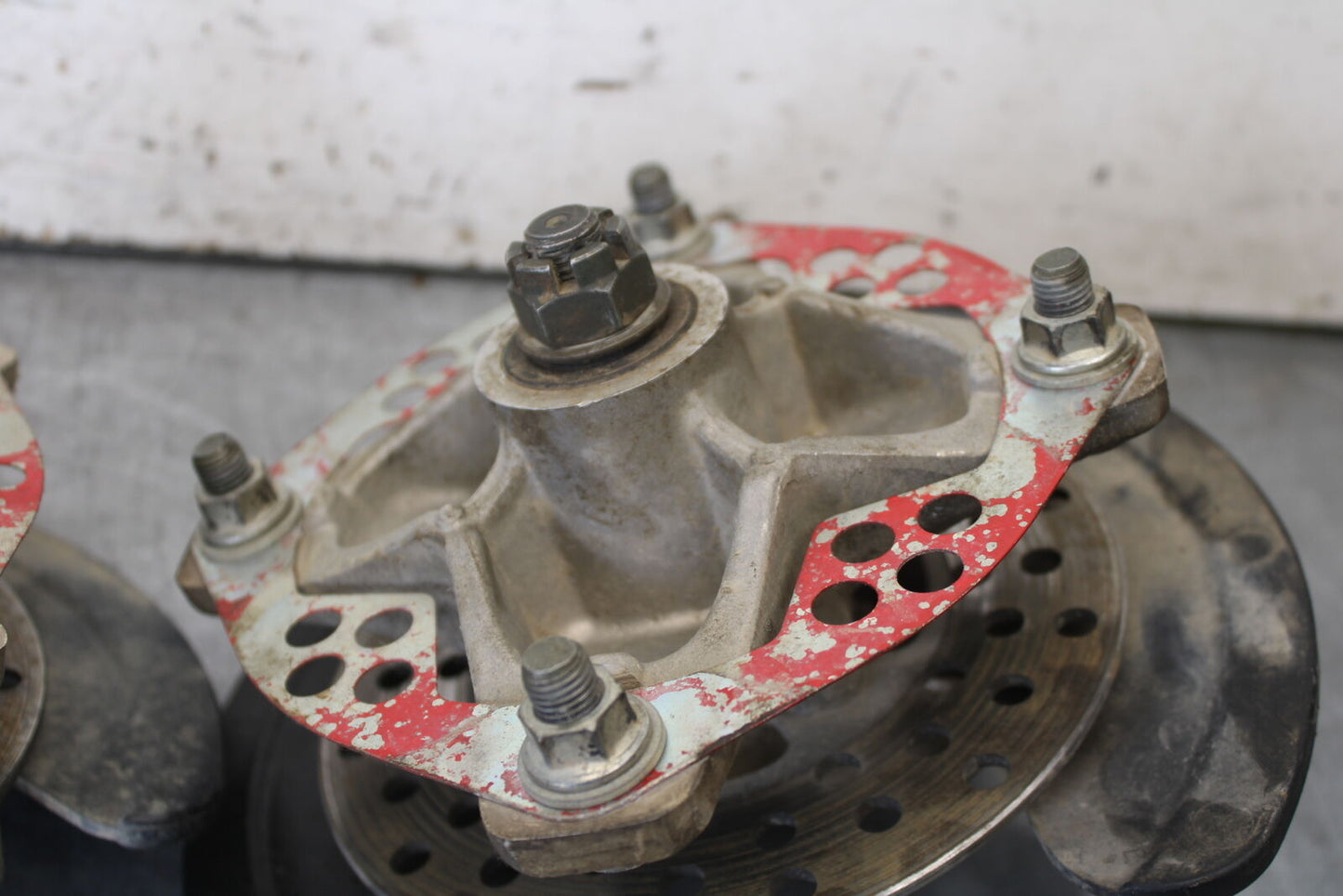 01-05 YAMAHA RAPTOR 660R FRONT WHEEL RIGHT LEFT HUB SET 5LP-25111-20-00 BB695