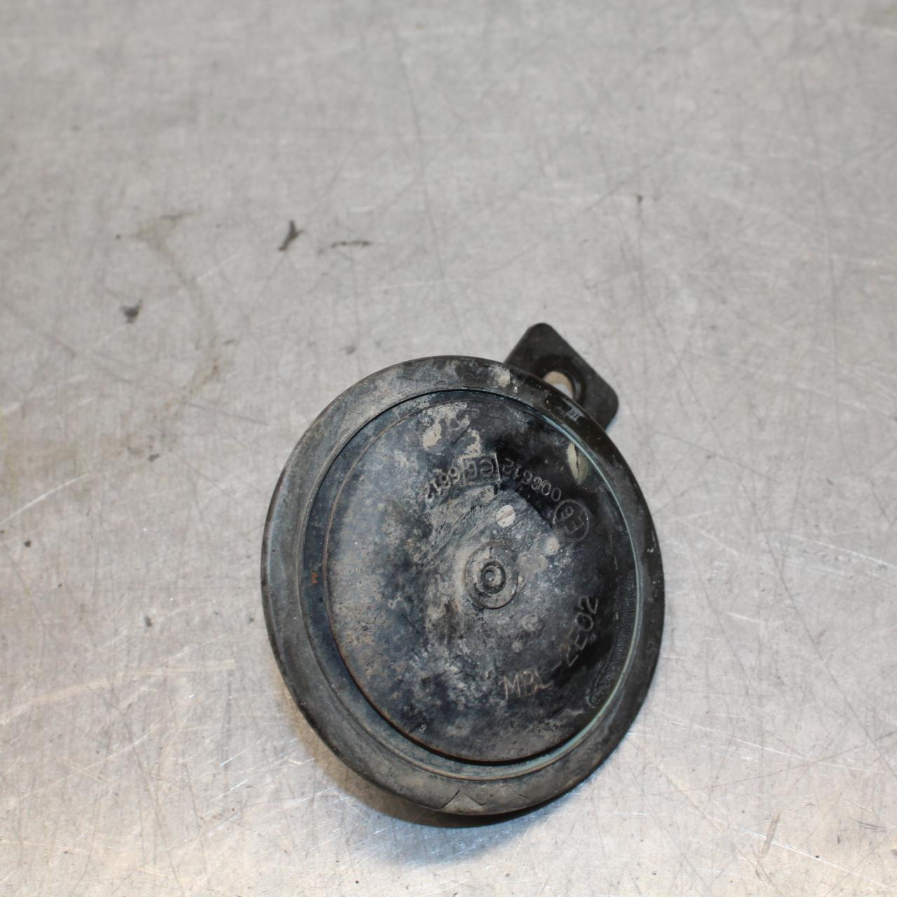 01-06 HONDA CBR600F4I HORN SIGNAL 38120-MBW-600 BB644