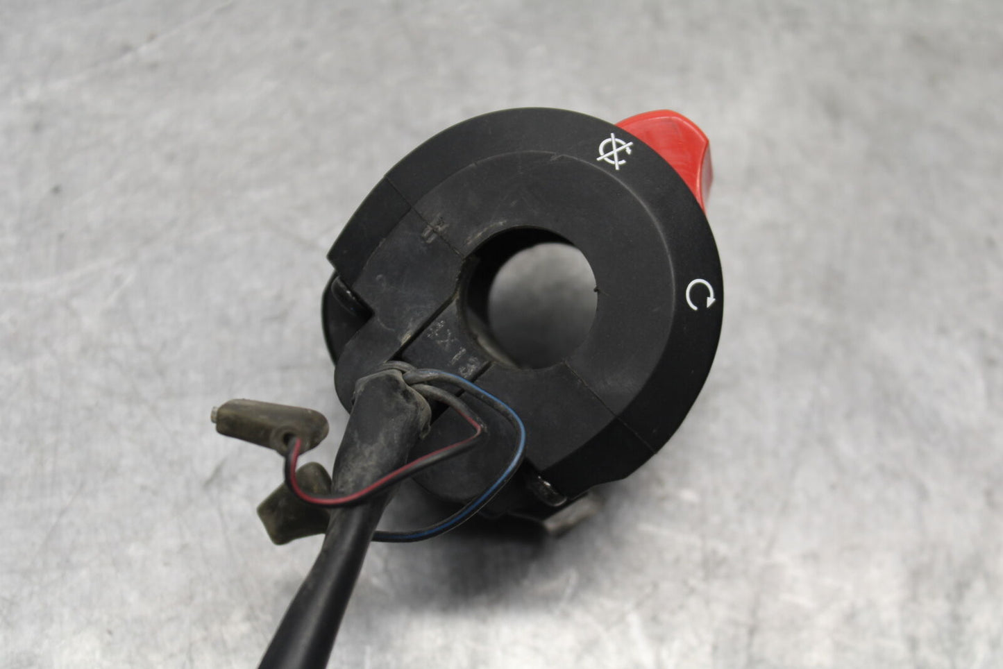 04-05 SUZUKI GSXR600 RIGHT CLIP ON HANDLE KILL OFF START SWITCH SWITCHES BB658