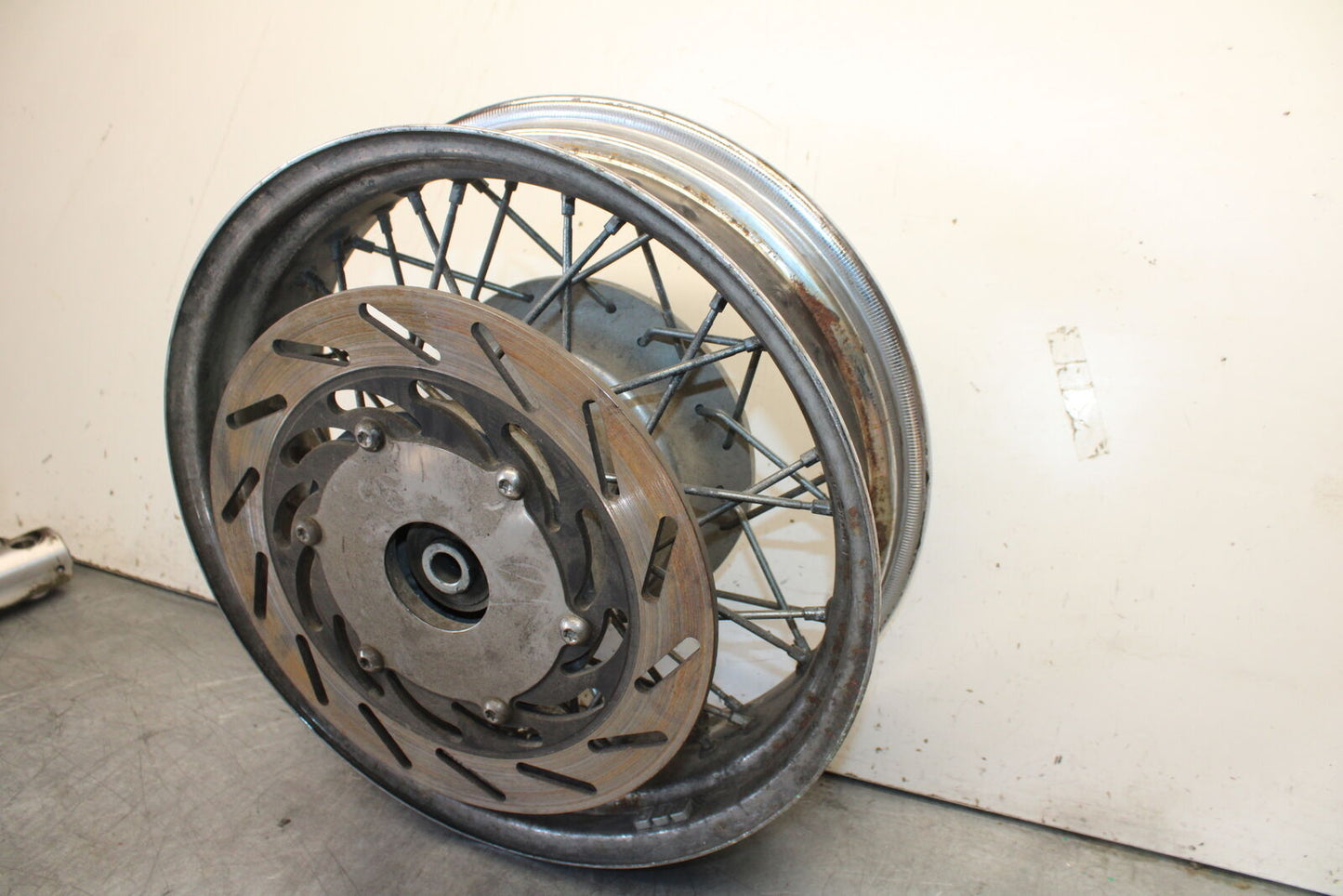 99-00 YAMAHA V STAR 1100 REAR WHEEL BACK RIM BB711