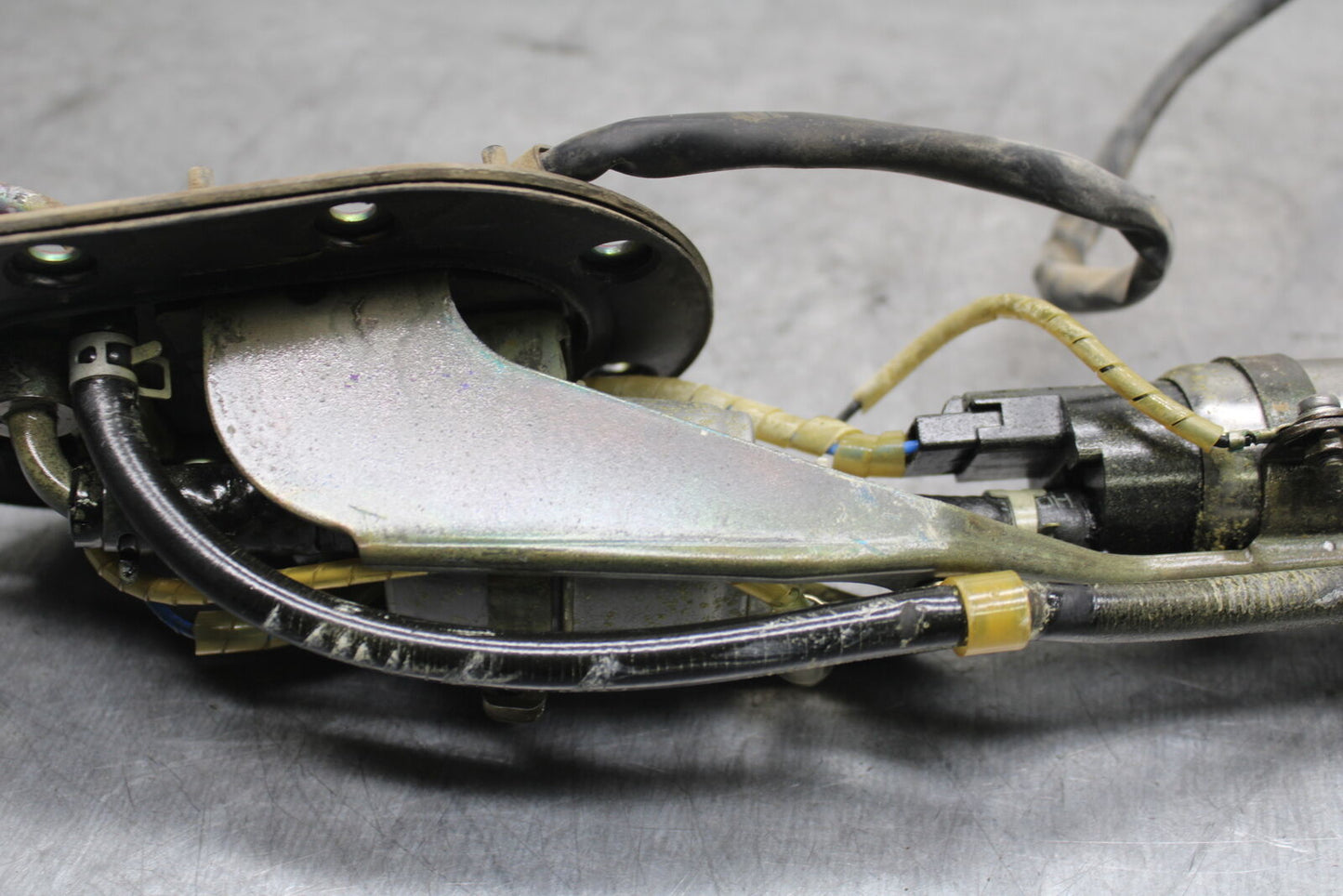 02-04 HONDA VTX1800S FUEL GAS PUMP BB712