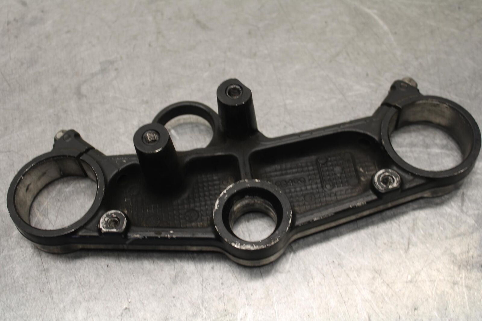 01-03 SUZUKI GSXR600 FORKS UPPER TRIPLE TREE CLAMP BB639