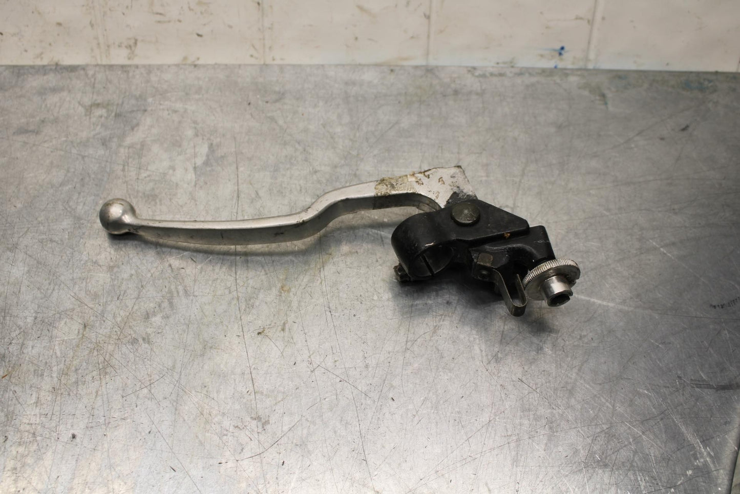 2007 Yamaha YZF R6S CLUTCH PERCH MOUNT WITH LEVER BB594