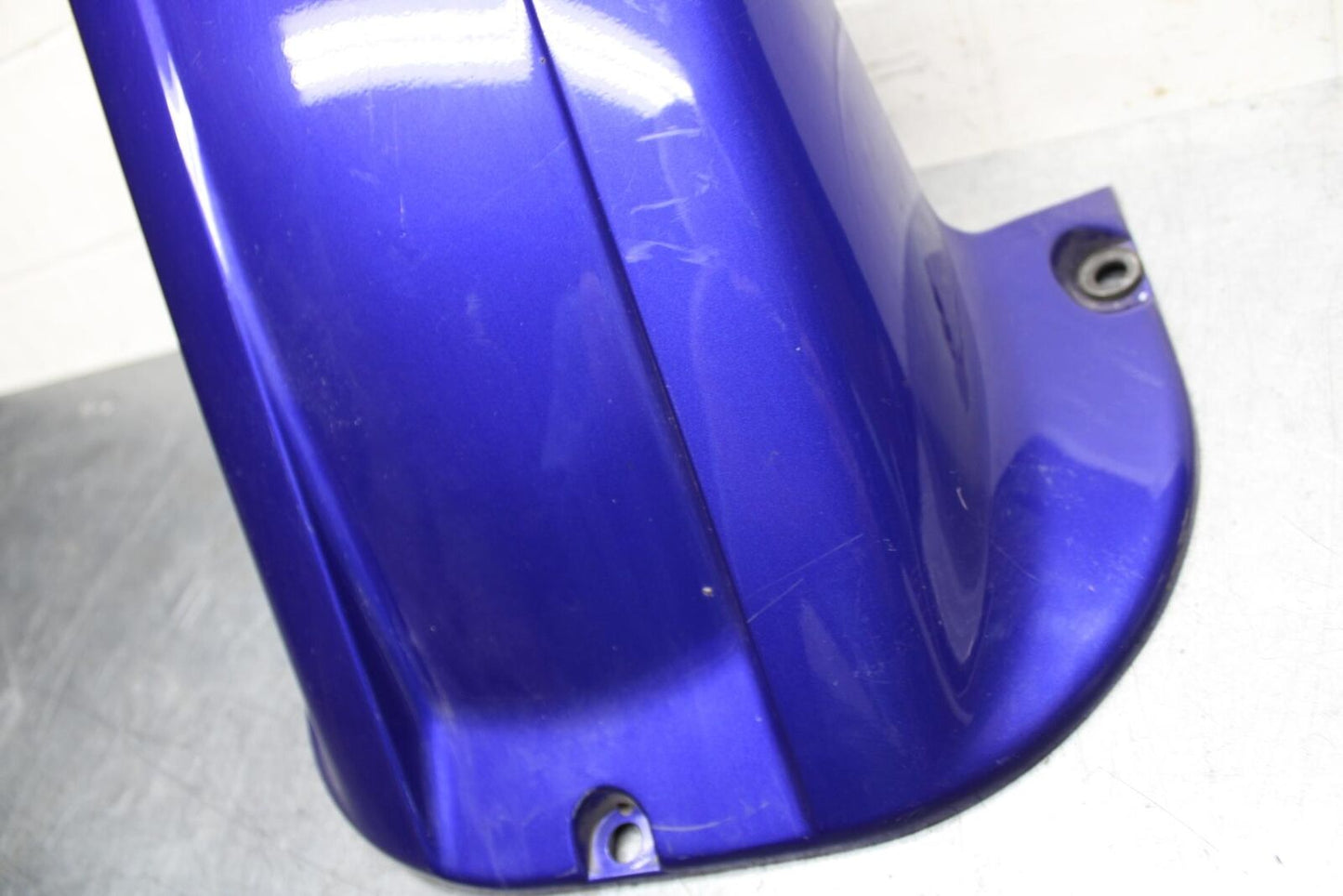 98-99 YAMAHA YZF R1 REAR BACK WHEEL TIRE HUGGER FENDER BB74