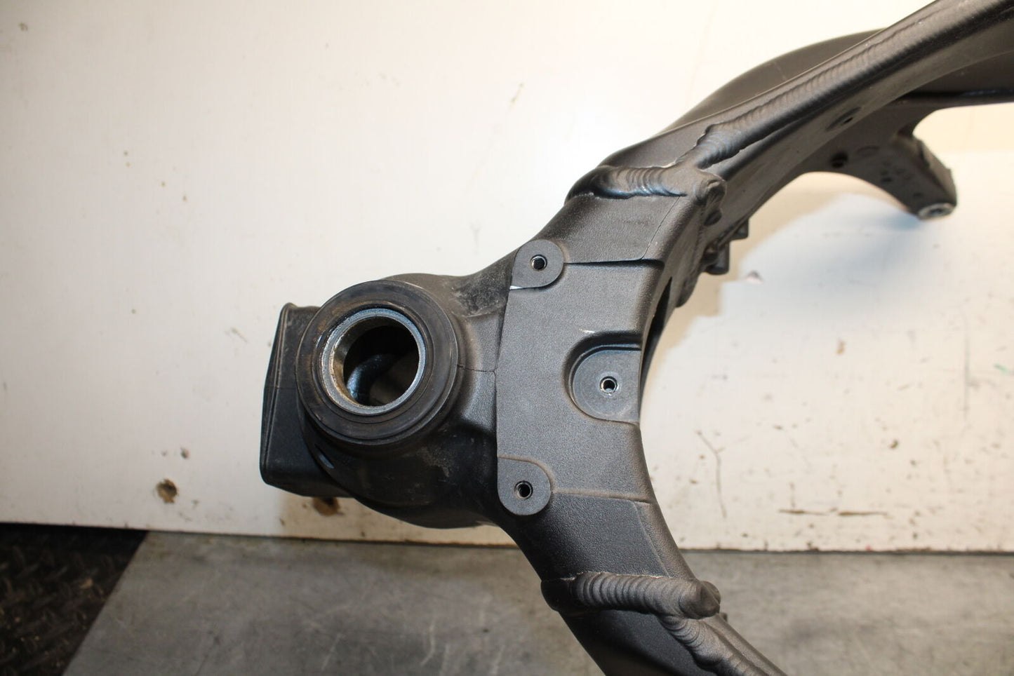 24-25 KAWASAKI NINJA ZX6R FRAME CHASSIS BB726