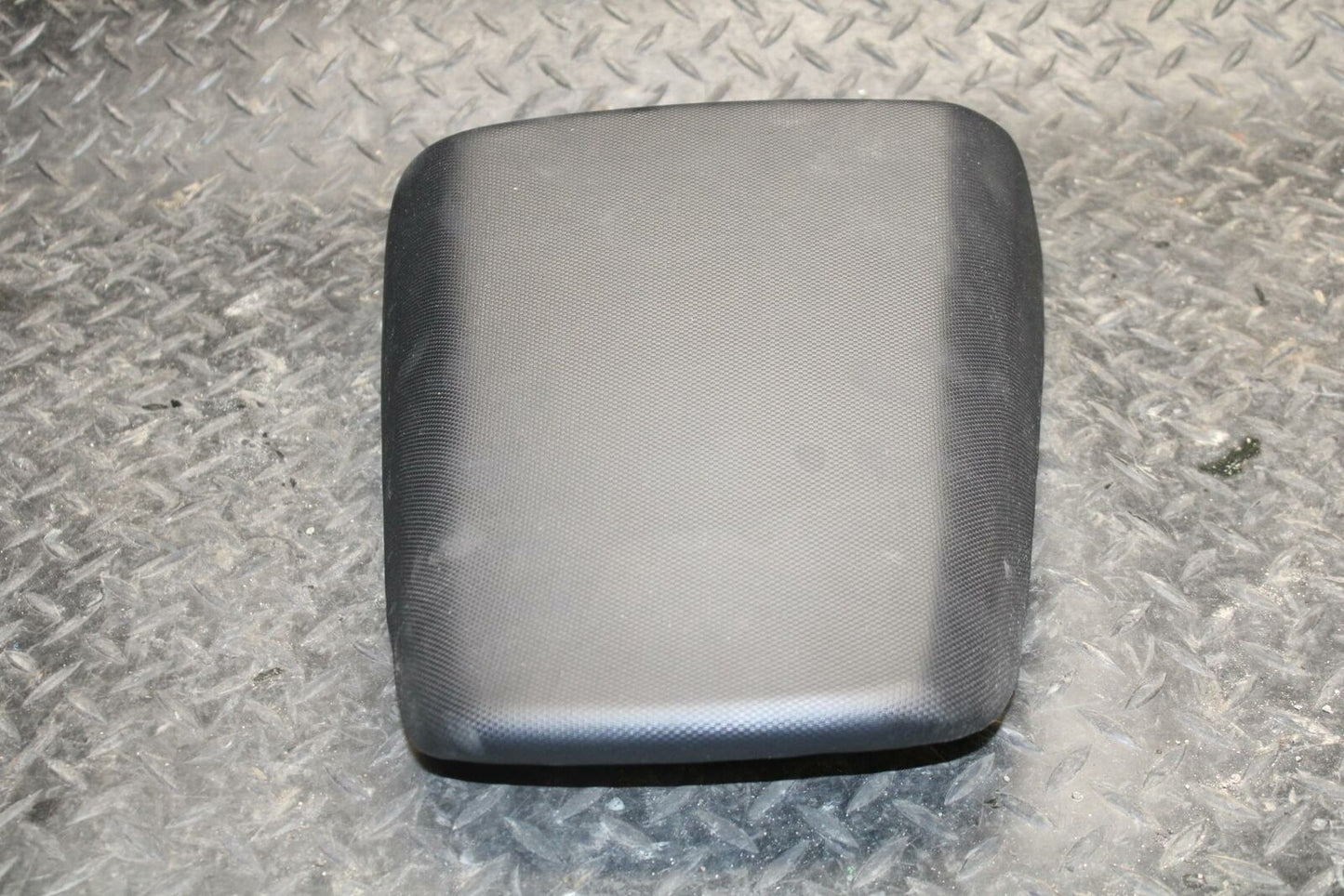 03 SUZUKI SV650S REAR BACK PASSENGER TANDEM SEAT PAD SADDLE PILLION BB219