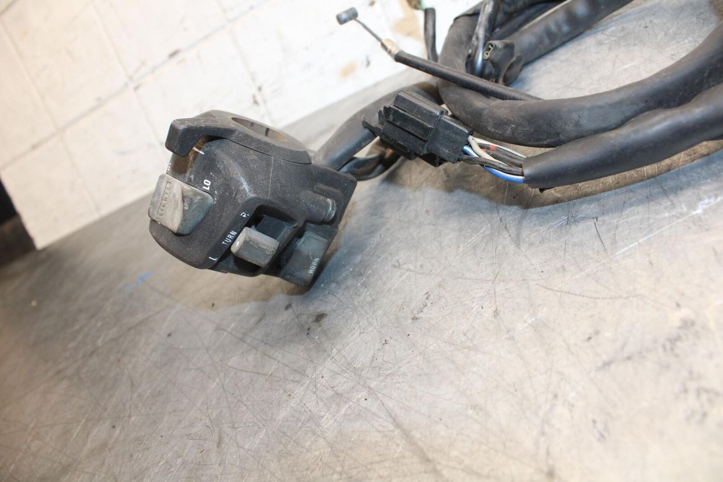 1992 Honda CBR600F2 LEFT CLIP ON HANDLE HORN SIGNALS SWITCH SWITCHES BB40