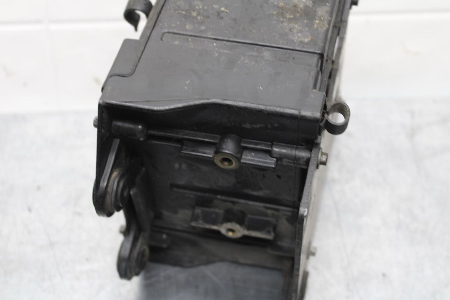 07-11 KTM 990 SUPER DUKE BATTERY BOX PLASTIC BB578