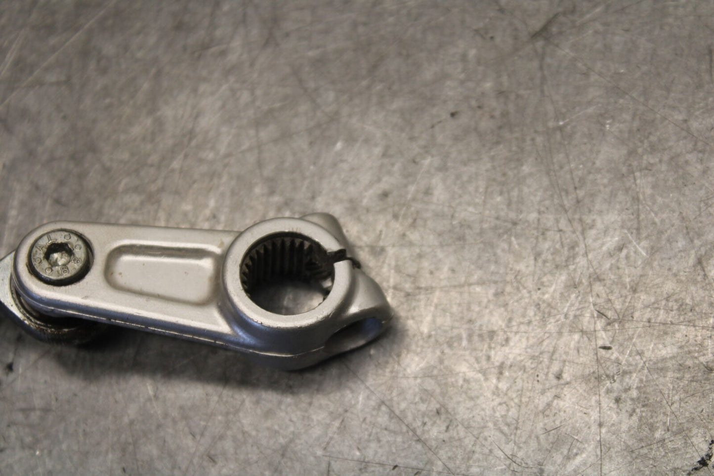 06-07 DUCATI MONSTER 695 SHIFTER LINKAGE SHIFT LINK PEDAL BB674