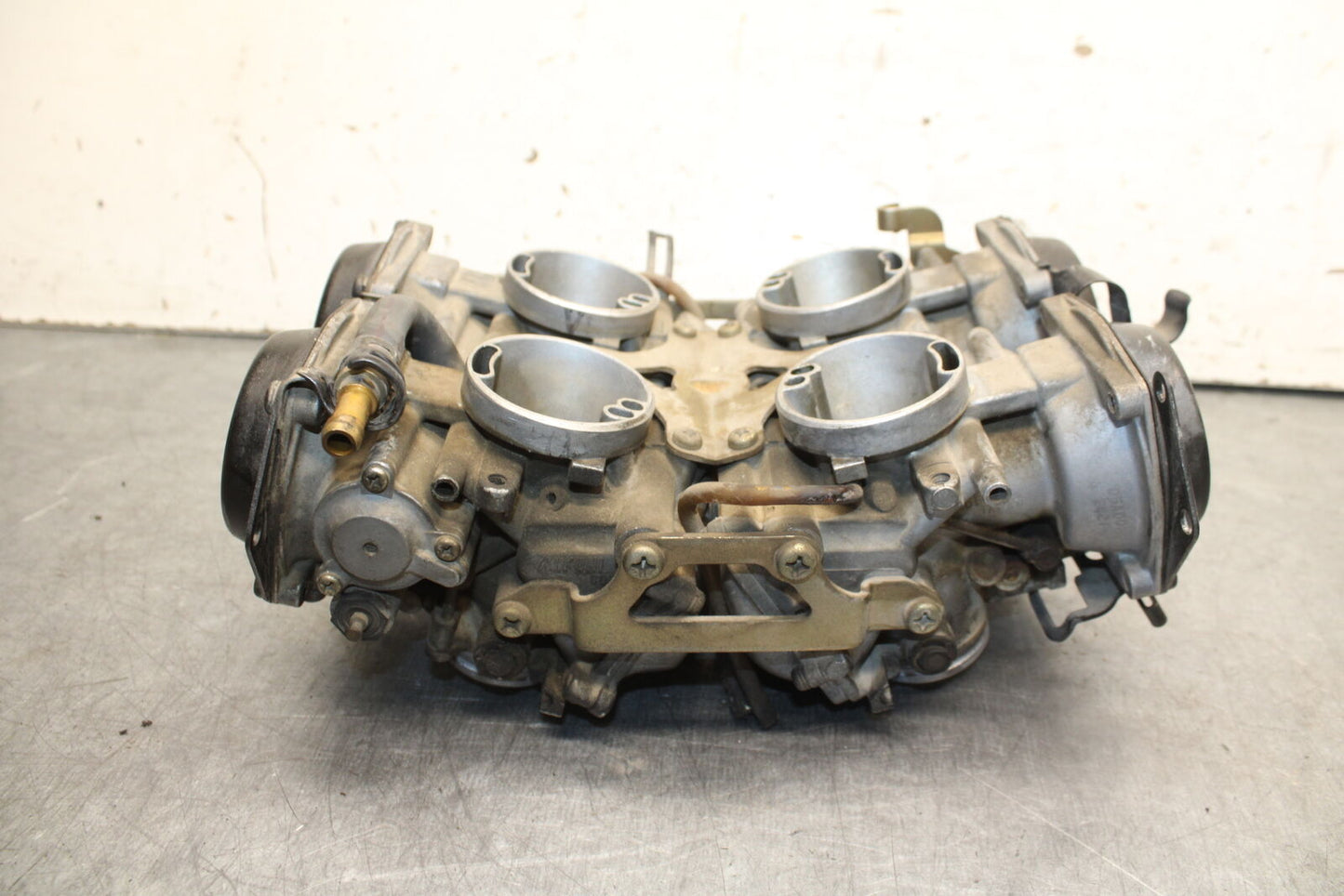 85-86 SUZUKI MADURA 1200 CARB CARBURETOR BB691