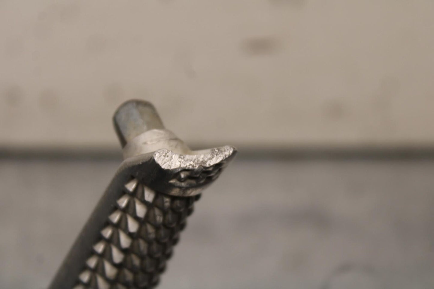 01-03 SUZUKI GSXR600 LEFT REARSET REAR SET DRIVER FOOT PEG REST STOP BB633