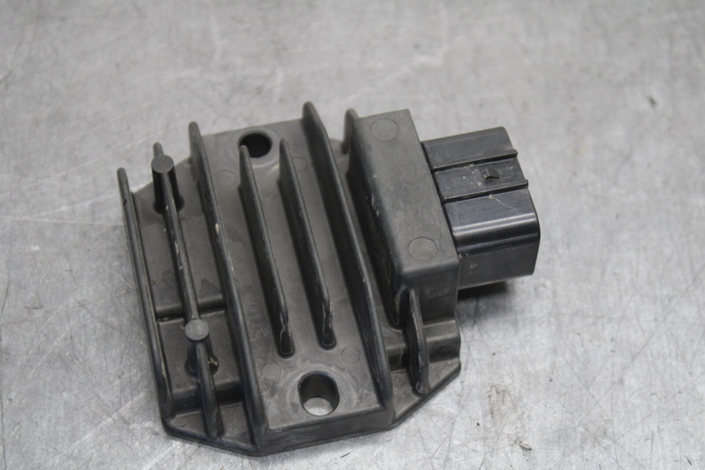 21-24 KTM 890 ADVENTURE R RECTIFIER VOLTAGE REGULATOR BB723