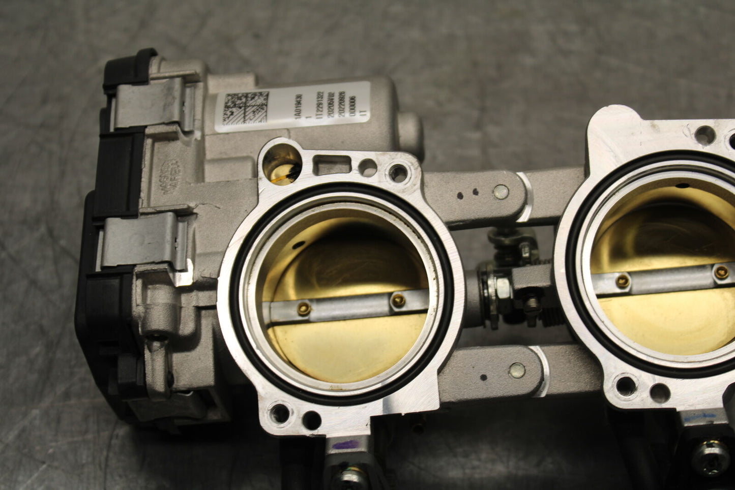 21-24 APRILIA TUONO 660 FACTORY MAIN FUEL INJECTORS / THROTTLE BODIES BB733