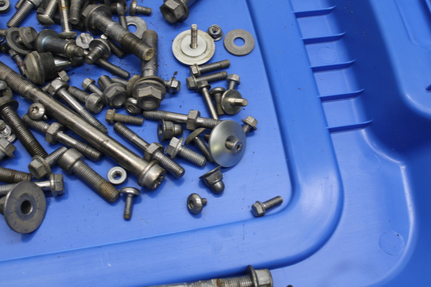 14-16 TRIUMPH AMERICA LT ENGINE MOUNTING BOLTS HARDWARE MOTOR SCREWS BB720