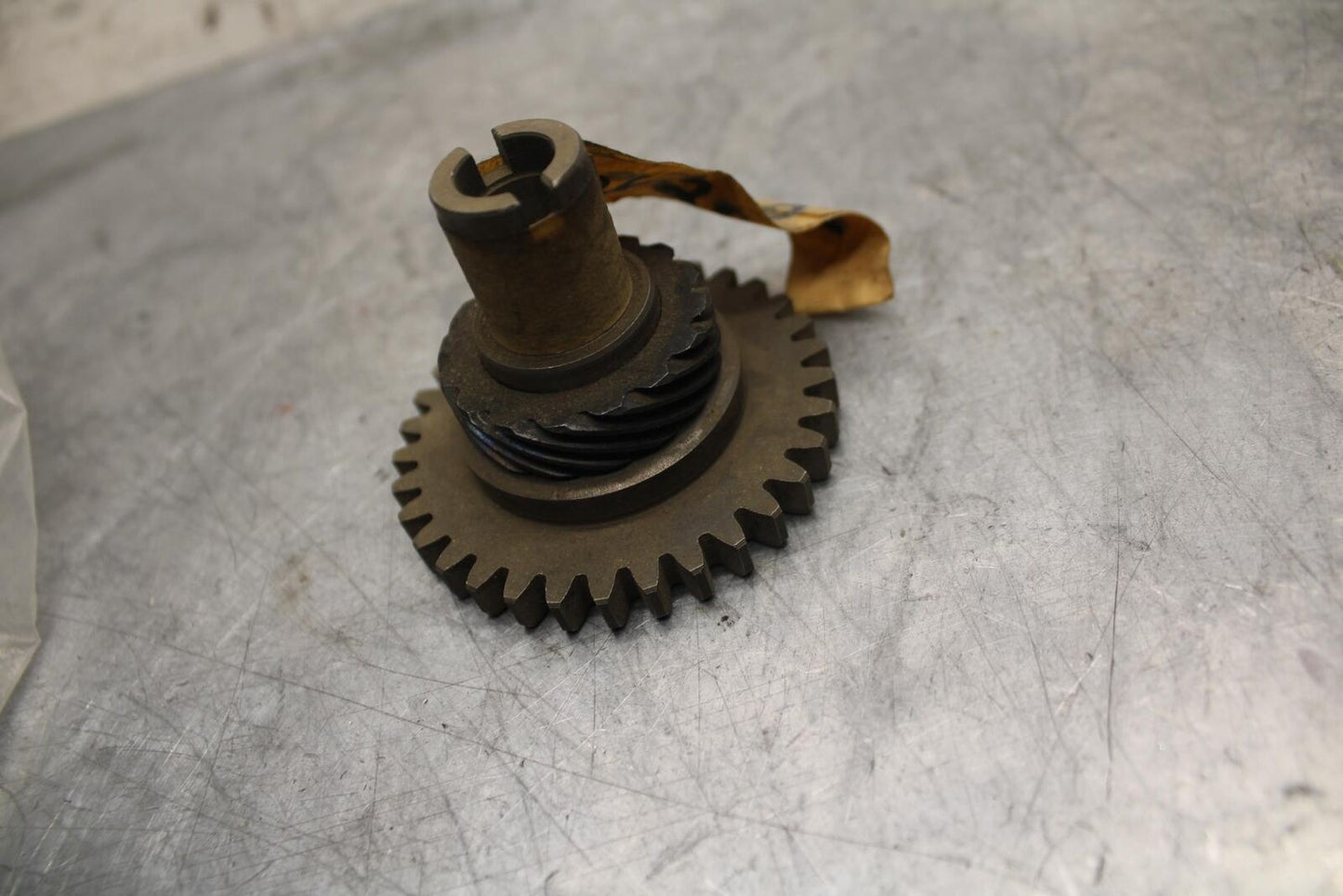 1972 Suzuki TS100 KICKSTART KICK START GEAR26240-25001 BB33