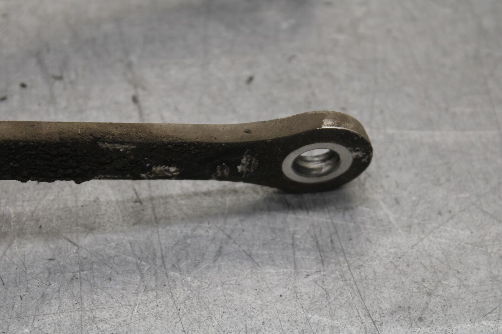 01-03 SUZUKI GSXR600 REAR DOGBONE SHOCK LINKAGE LINK 62600-35870 BB633