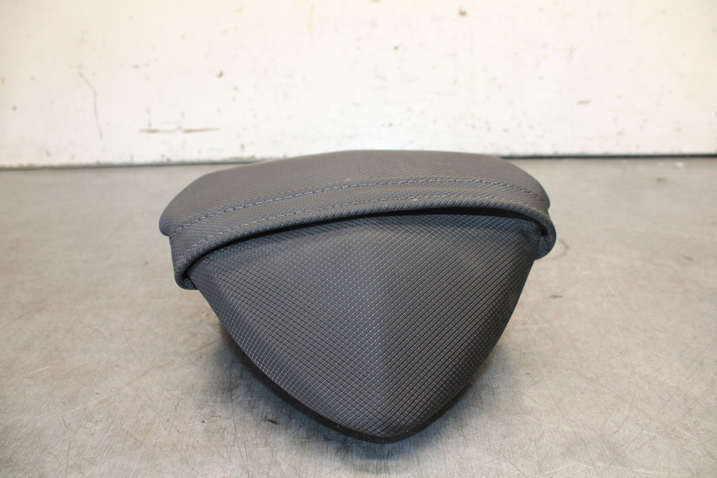 18-23 KAWASAKI NINJA 400 REAR BACK PASSENGER TANDEM SEAT PAD BB679