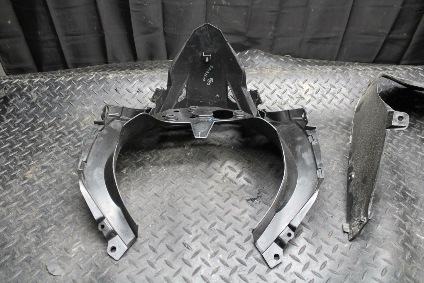 17 KAWASAKI NINJA 300 LOWER UPPER FRONT UPPER INNER COWL FAIRING DASH SET BB215