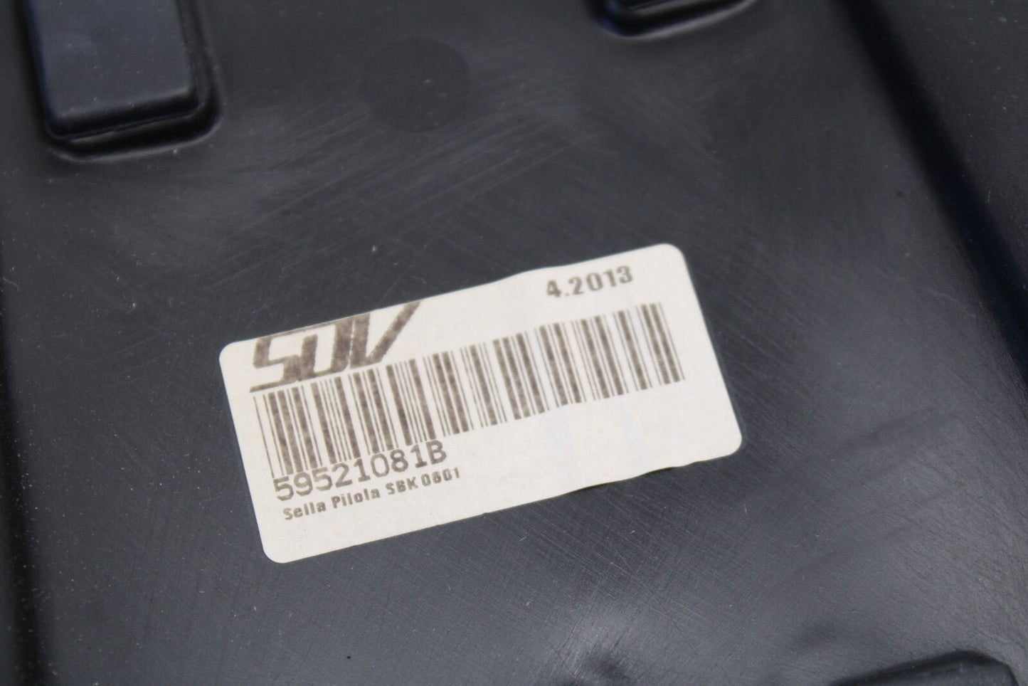 12-15 DUCATI 1199 PANIGALE FRONT DRIVERS SEAT PAD SADDLE PILLION BB699