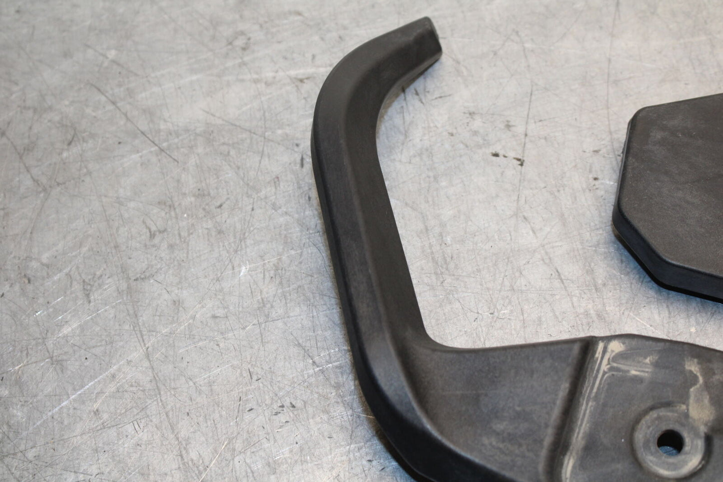 21-24 KTM 890 ADVENTURE R PASSENGER REAR SEAT GRAB BAR & RACK SET BB723