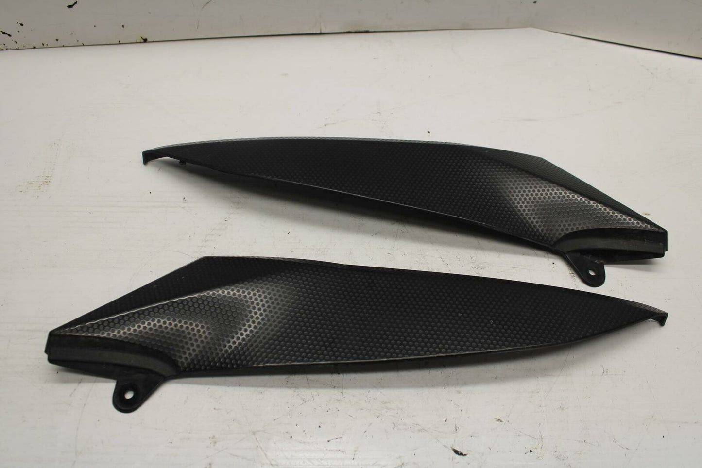 06 YAMAHA YZF R1 RIGHT LEFT SIDE SEAT PANELS TRIMS COWLS FAIRINGS COVER BB282