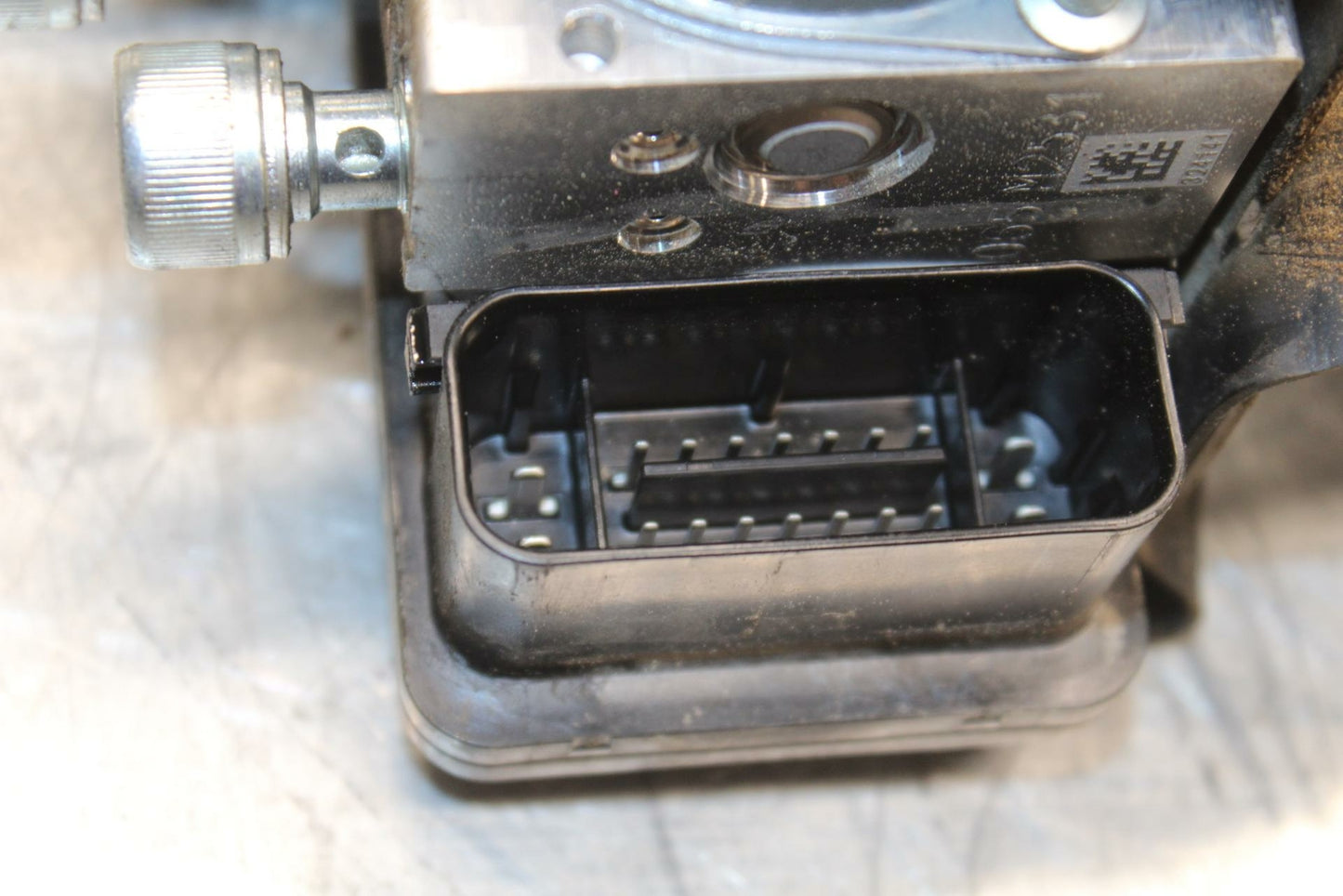 19-20 KAWASAKI NINJA ZX6R ABS PUMP UNIT MODULE BB419