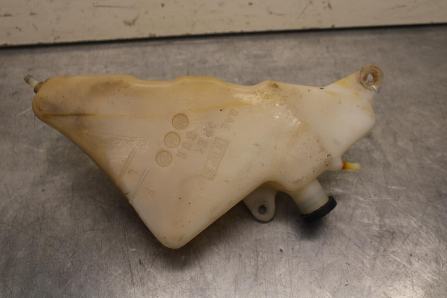 1999 Suzuki GSXR600 COOLANT WATER TANK RESERVOIR BOTTLE 17910-33E00 BB608