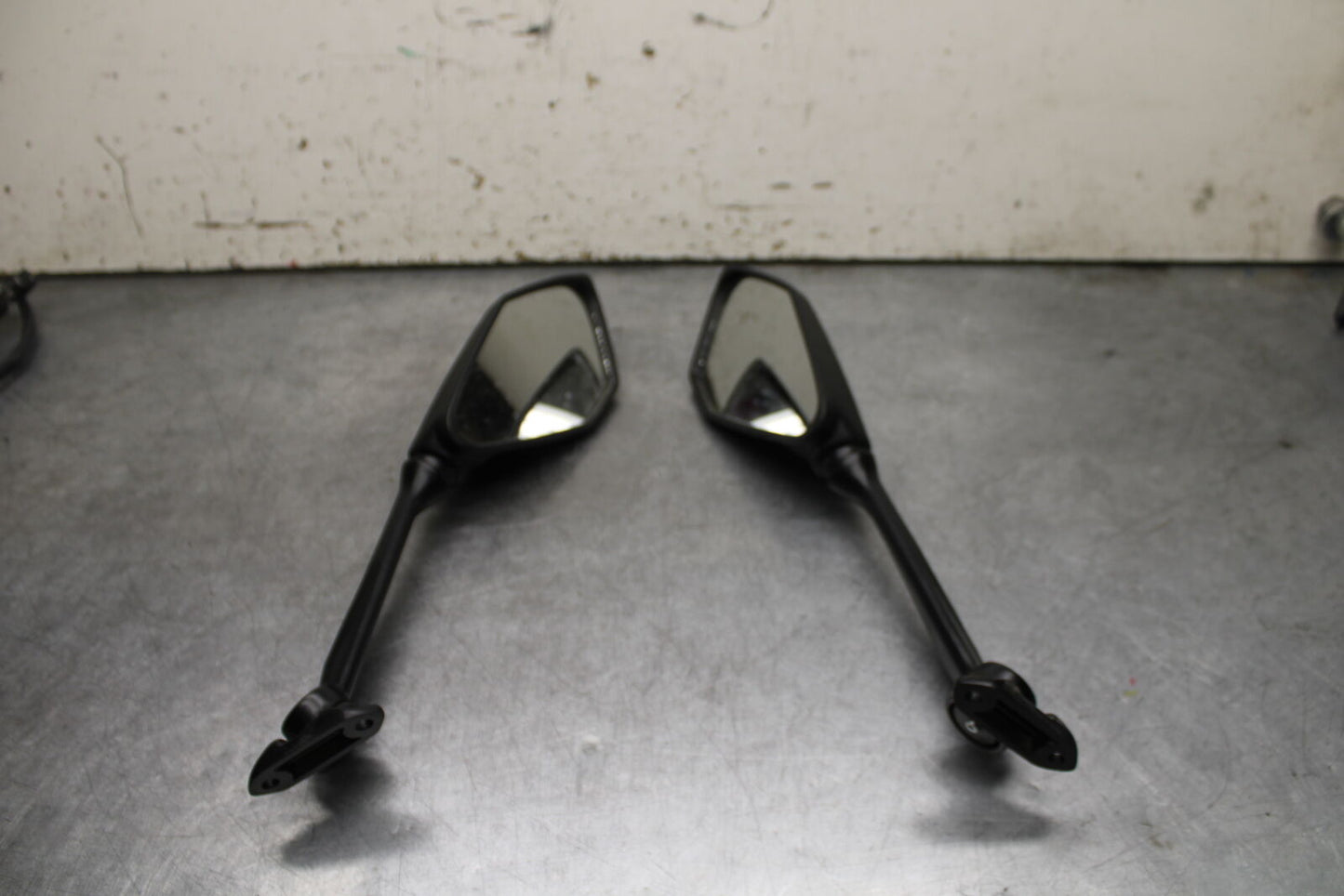 24 KAWASAKI NINJA 500 ABS REAR VIEW MIRROR SET PAIR MIRRORS BB730