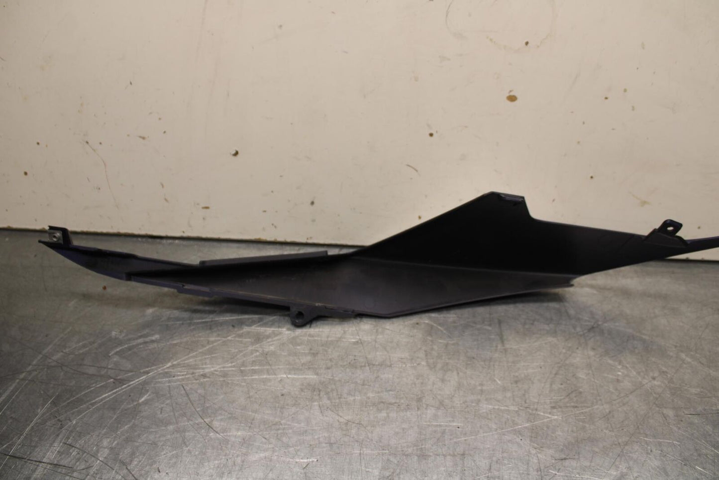 20-23 APRILIA RS660 RIGHT REAR BACK TAIL FAIRING COWL SHROUD BB611