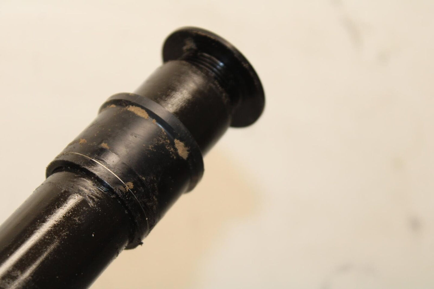 20-24 KTM 890 DUKE R FRONT WHEEL RIM AXLE PIVOT BOLT BB627